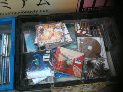 秋葉原駅付近の「店じまい」CD,DVDショップ２